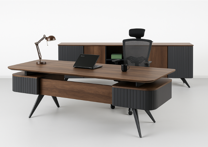 Barok Yönetici Masası